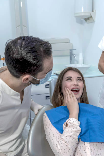 Best Emergency Tooth Extraction in Old Greenwich, CT